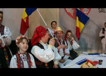 La mulți ani, România!- Spectacol dedicat Zilei Naționale susținut de ansamblul folcloric „Meseșul”