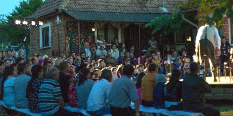 Stagiunea care marchează 10 ani de spectacole în mediul rural oferite de Cultură’n Șură s-a bucurat de un mare succes în județul Sălaj