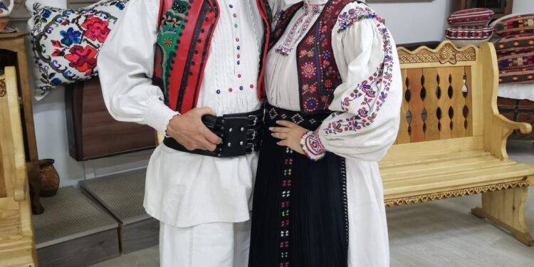 Proiectul cultural „Danțuri de-nvățat”