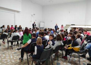 Donație de carte pentru copiii defavorizați