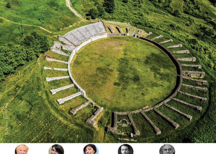 Vernisajul expoziției de fotografie ,,Sălaj-Frumusețe, Tradiție, Poveste” la Oradea