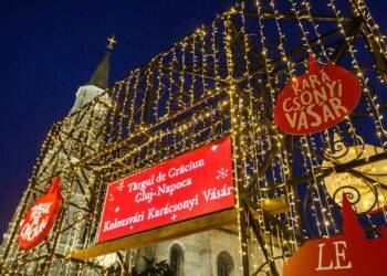 Denisa Blaga și Ansamblul „Meseșul”, la Târgul de Crăciun din Cluj-Napoca