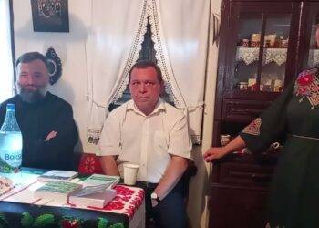 Lansare de carte la Căsuța-muzeu din Voivodeni:„Cântec pentru cei ce nu mai sunt”