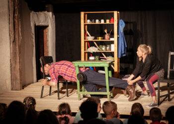 „Teatru dincolo de orașe” a atras peste 1800 de participanți