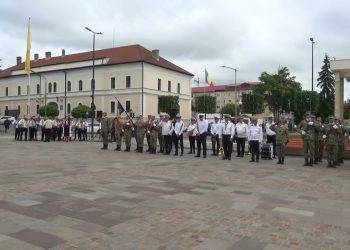 Ansamblul folcloric „Meseșul” (CCAJS) de Ziua Imnului Național, la Zalău