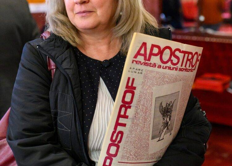 Lectură publică Alice Valeria Micu la Colegiul Național „Simion Bărnuțiu” din Șimleu Silvaniei